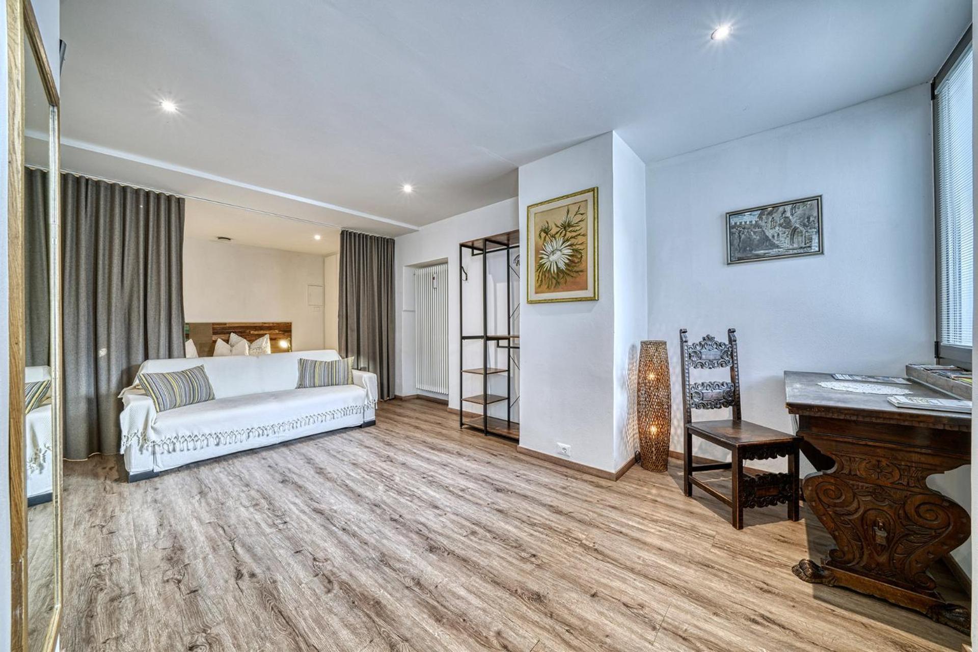 Apartment Roemerbruecke - Ponte Romano เมราโน ภายนอก รูปภาพ